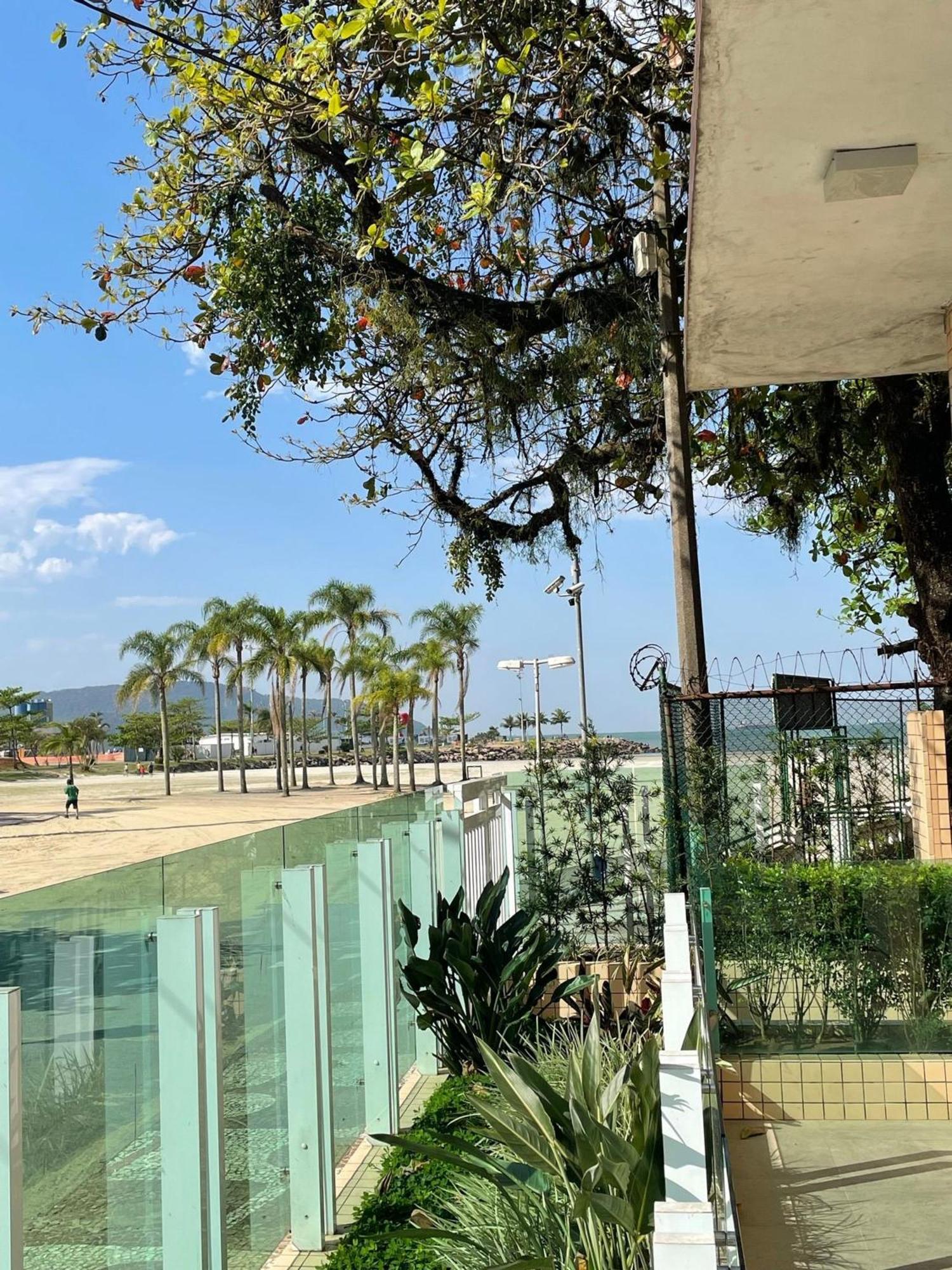 Ap Pe Na Areia Vista Parcial Mar Apartment Santos  Exterior photo